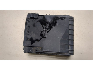 Блок предохранителей  Skoda Yeti 2009-2014         