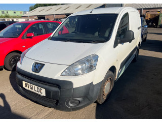 Форсунка топливная  Peugeot Partner 2008-2012    0445110311     