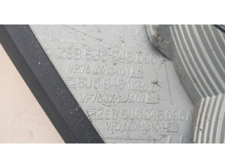 Задний фонарь          