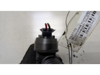 Форсунка топливная Volkswagen Golf Plus 038130073AG