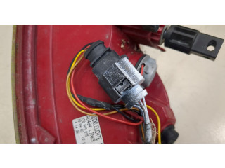 Задний фонарь 8T0945095