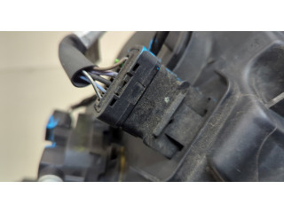 Фара передняя Renault Scenic 2009-2012 правая