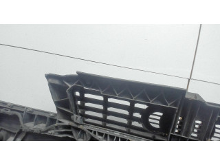 Бампер  Audi A4 (B6) 2000-2004 передний     8H0807105