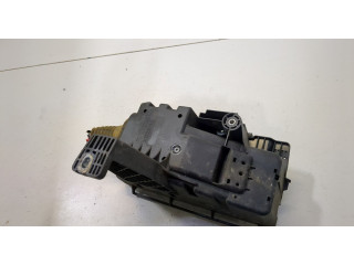 Блок предохранителей  Volvo XC90 2002-2014      30728132   