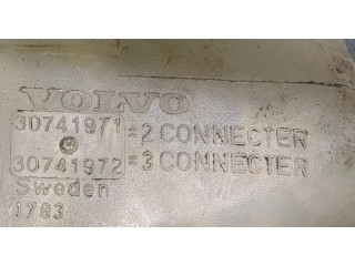 Бачок расширительный  Volvo XC70 2002-2007 30741971   