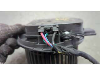 Моторчик печки GMC Acadia 2019-2025