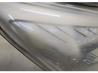 Фара передняя  Ford Focus 2 2008-2011 правая 