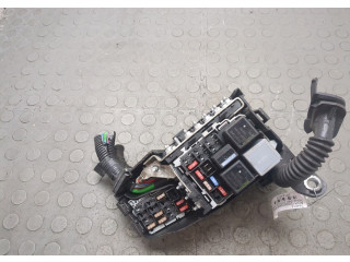 Блок предохранителей Volvo S60 2010-2018 30728628