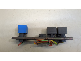 Блок реле Iveco EuroCargo 2 2002-2015 504063773