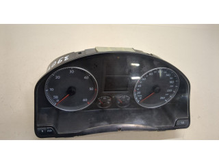 Панель приборов Volkswagen Golf 5 2003-2009