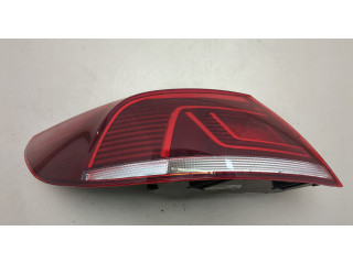 Задний фонарь          