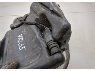 Бачок омывателя  Mercedes E W212 2013-2016 A2048601860   