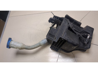 Бачок омывателя  Skoda Rapid    