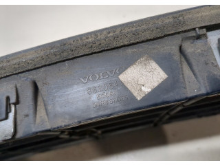 Решетка радиатора  Volvo XC90 2002-2006          8620641