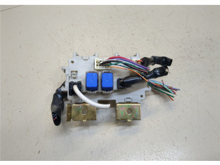 Блок предохранителей Nissan Armada 2003-2007 3407zh00a5e11 5.6