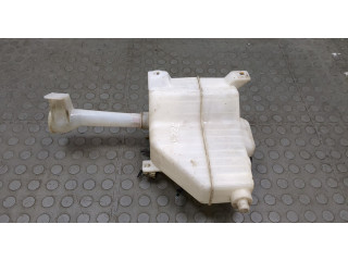 Бачок омывателя  Mazda 626 1997-2001    