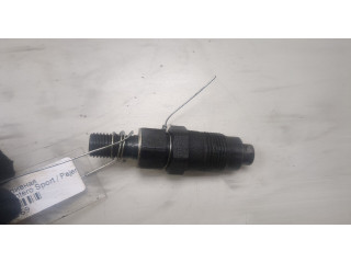 Форсунка топливная Mitsubishi Montero Sport / Pajero Sport 1996-2008