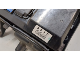 Блок предохранителей Lexus LS460 2006-2017 8272050081, 8266350081, 8266250140