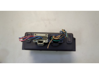 Блок комфорта Chevrolet Tahoe 2006-2014 25883951, 25972675