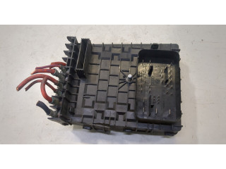 Блок предохранителей Volkswagen Golf 6 2009-2012