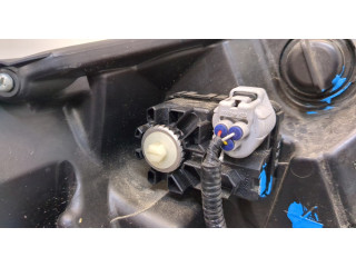 Фара передняя  Honda HRV 2015-2021 левая 