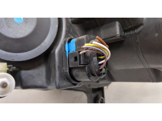 Фара передняя  Volkswagen Passat 6 2005-2010 правая 