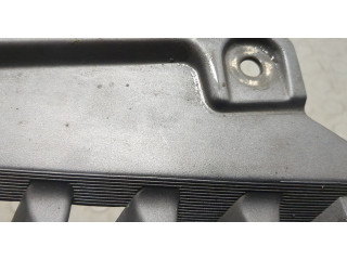 Решетка радиатора  Mitsubishi L200 2006-2015          