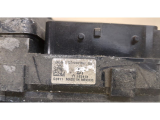 Блок предохранителей  Lincoln MKZ 2012-2020         