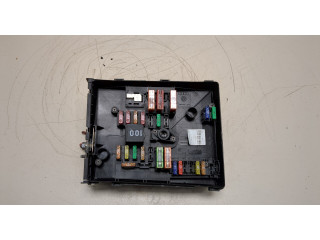 Блок предохранителей  Skoda Yeti 2009-2014         