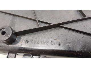 Вентилятор радиатора  Opel Insignia 2008-2017           