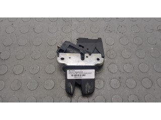 Замок багажника  Audi A4 (B7) 2004-2009       