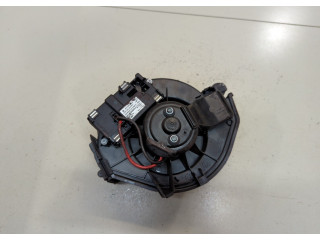 Моторчик печки  Audi A6 (C6) 2005-2011        