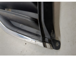 Решетка радиатора  Skoda SuperB 2008-2015          3T0853668A