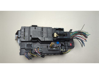 Блок предохранителей  Lincoln Navigator 2006-2014      7L1T15604BJ   