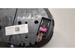 Панель приборов Skoda Octavia (A7) 2013-2023