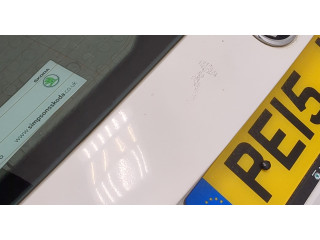 Замок багажника  Skoda Rapid       