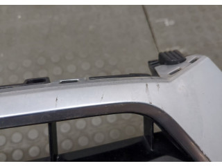 Решетка радиатора Audi Q3 2011-2018 8U0853651AA