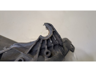 Фара передняя  Peugeot 208 правая 