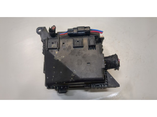 Блок предохранителей Mitsubishi Lancer 9 2003-2006