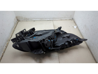 Фара передняя  Renault Scenic 2009-2012 левая 