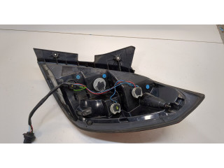 Задний фонарь          