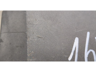 Крышка блока предохранителей  Chevrolet Tahoe 2006-2014         