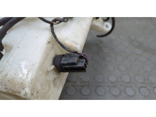 Бачок омывателя  Volvo XC70 2007-2016    