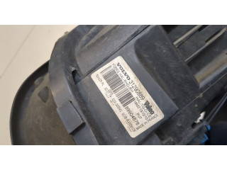 Фара передняя  Volvo XC90 2006-2014 правая 