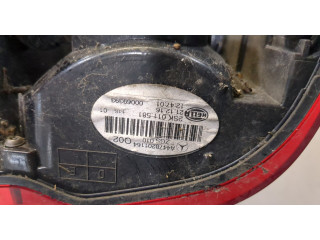 Задний фонарь          