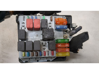 Блок реле  Lancia Thesis         2.4