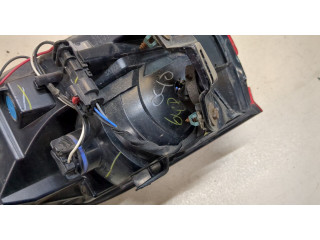 Задний фонарь          