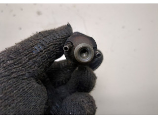 Форсунка топливная Volkswagen Transporter 4 1991-2003 068130202