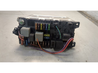 Блок предохранителей  Mercedes CLS C219 2004-2010      2115457301   