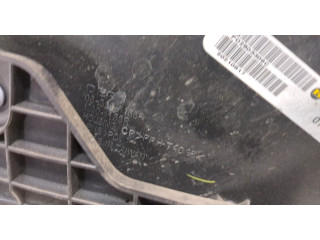 Фара передняя  Ford Escape 2012-2015 правая 